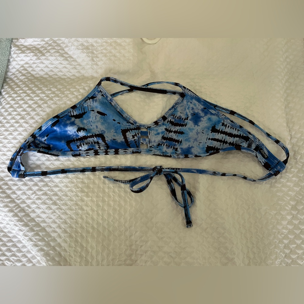 Jolyn Clothing Blue Tie-Dye Bikini Top